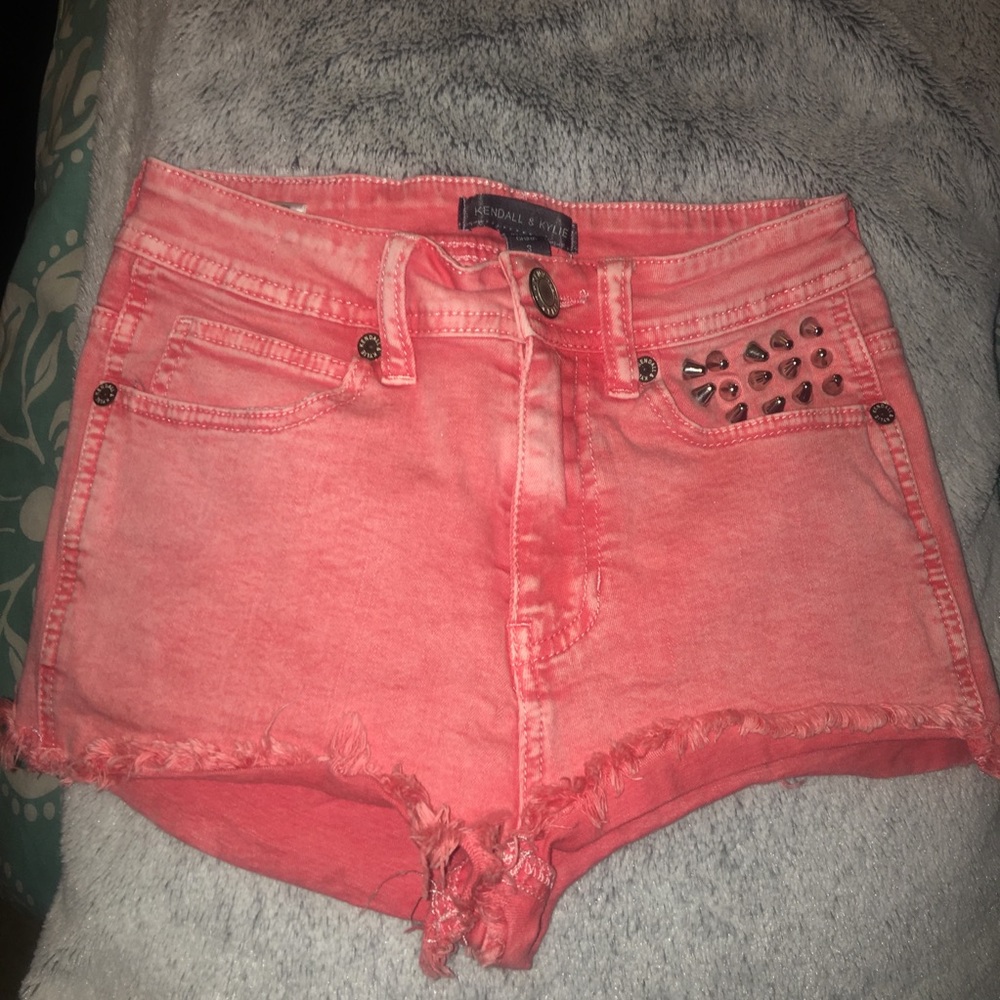 KENDALL&KYLIE HIGH WAISTED SHORTS